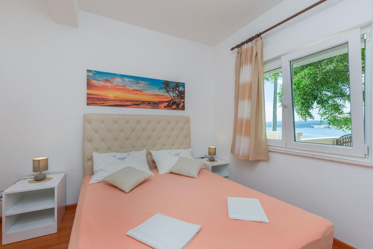Apartments Zdenka Омиш Экстерьер фото